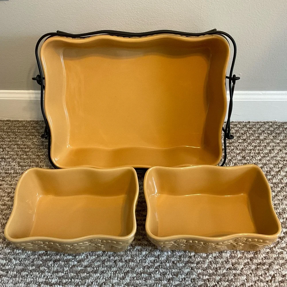 Temp-Tations by Tara Floral Lace Casserole Serving Dishes w/ Carry Tray/4 Pieces